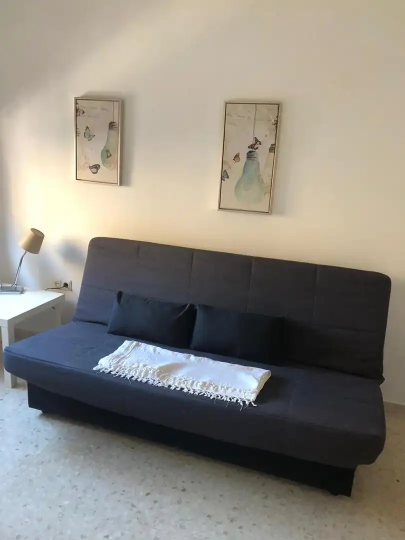 Flat for rent in Calle de las Huertas, 29, Casco Antiguo