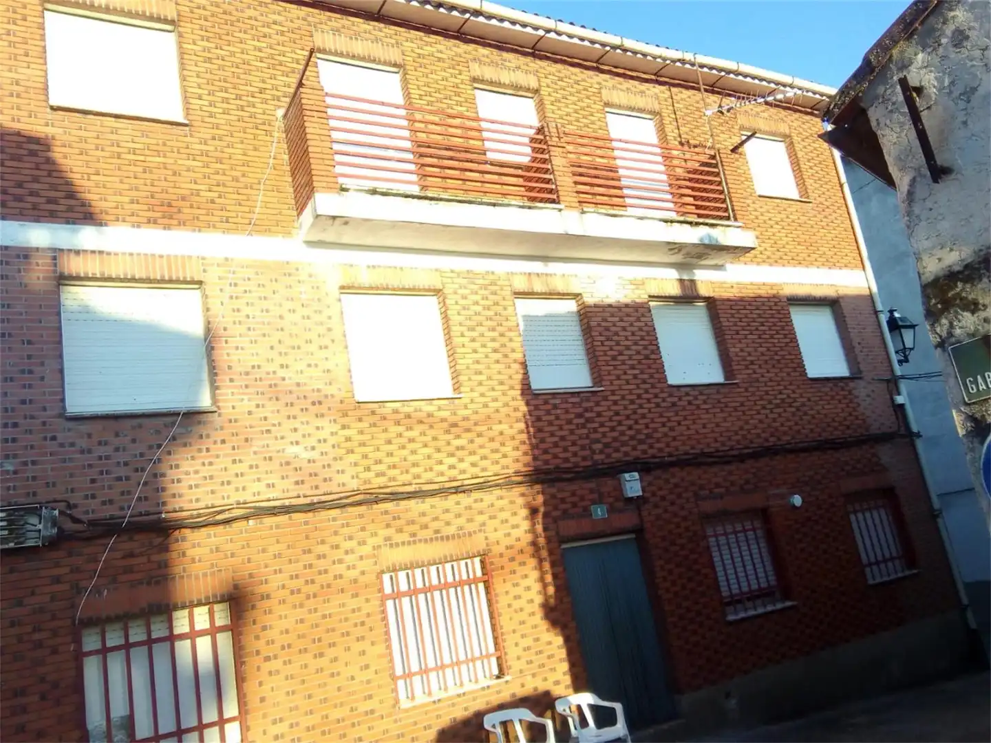 Exterior view of Flat for sale in Deleitosa  with Furnished and Balcony