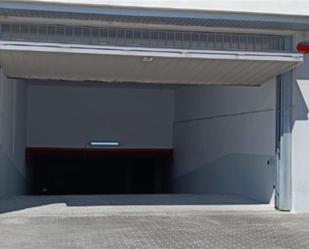 Parking of Garage to rent in San Fernando