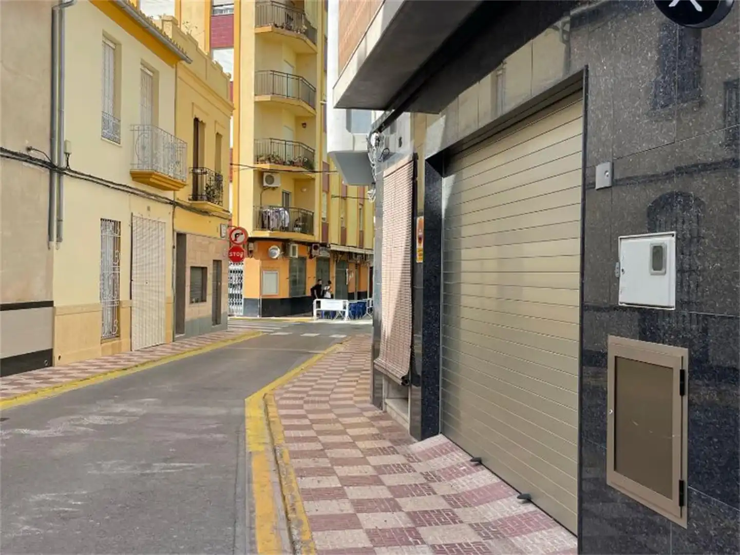 Vista exterior de Local de alquiler en Almussafes