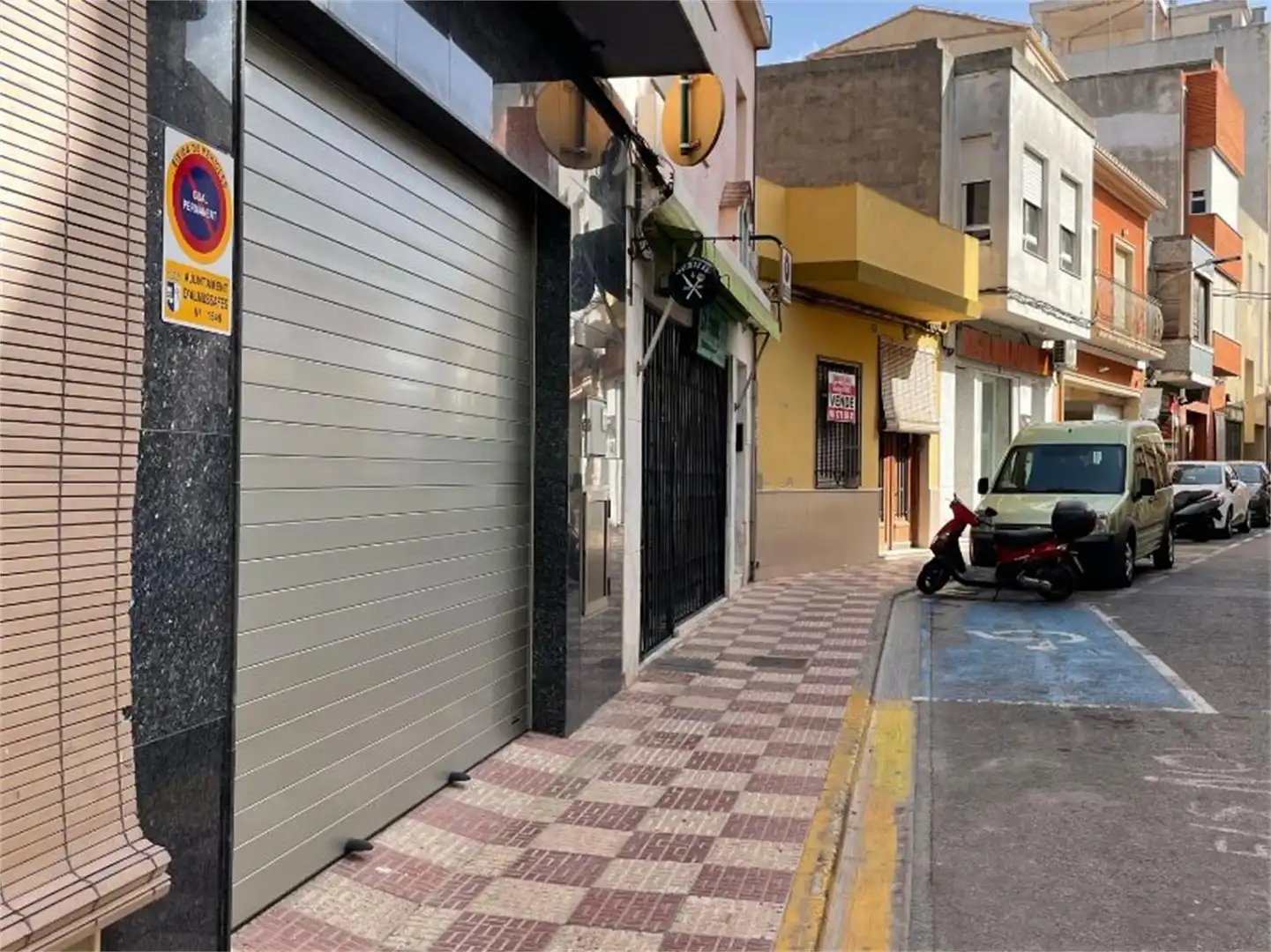 Parking de Local de alquiler en Almussafes