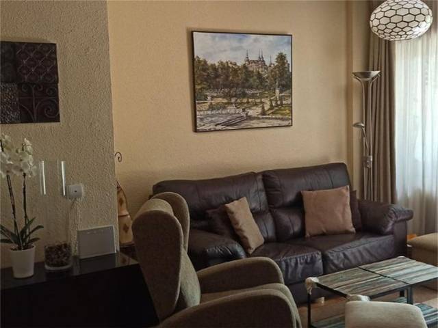 Casa-chalet en Venta en Calle Federico García Lorca en Carmena