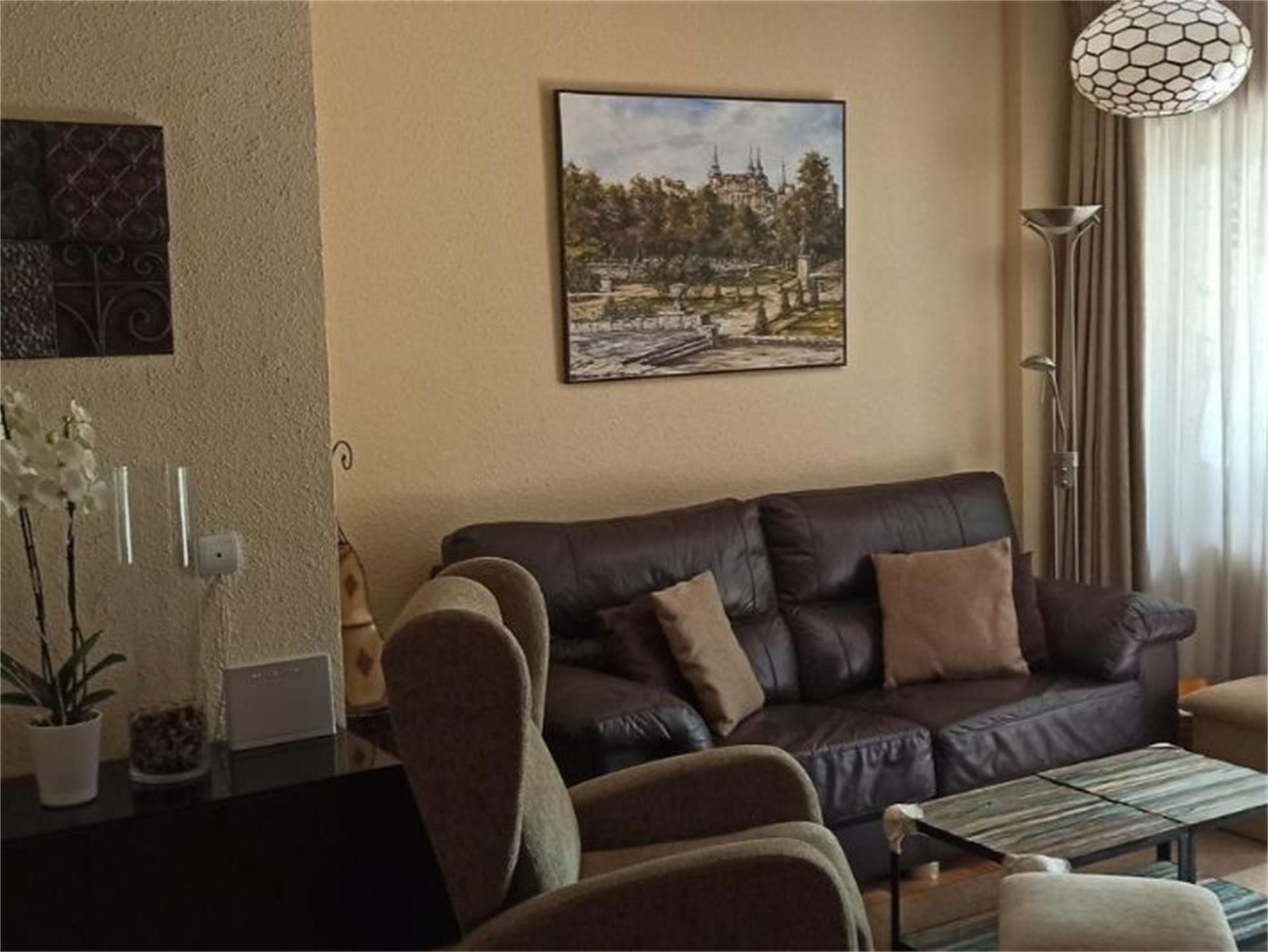 Sala d'estar de Casa o xalet en venda en Carmena