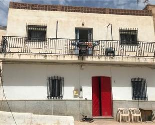 Vista exterior de Casa adosada en venda en Illar amb Terrassa i Balcó