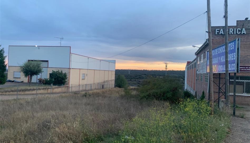 Terreno industrial en venta en N-vi, Brazuelo, León - imagen 1 Foto 1 de Terreno industrial en venta en N-vi, Brazuelo, León