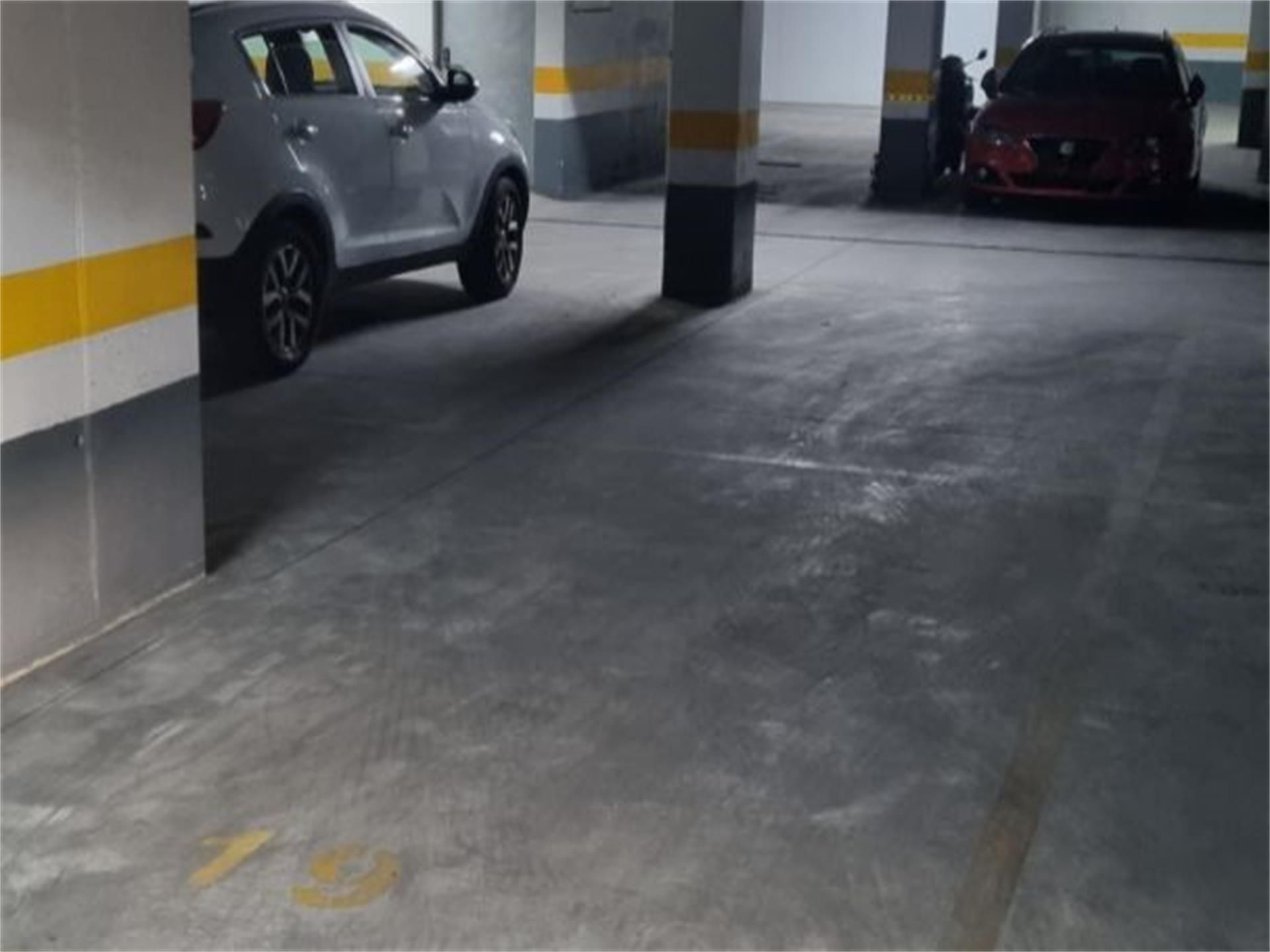 Garage to rent in Médico Luis Peralta, 2, Juzgados - La Feria