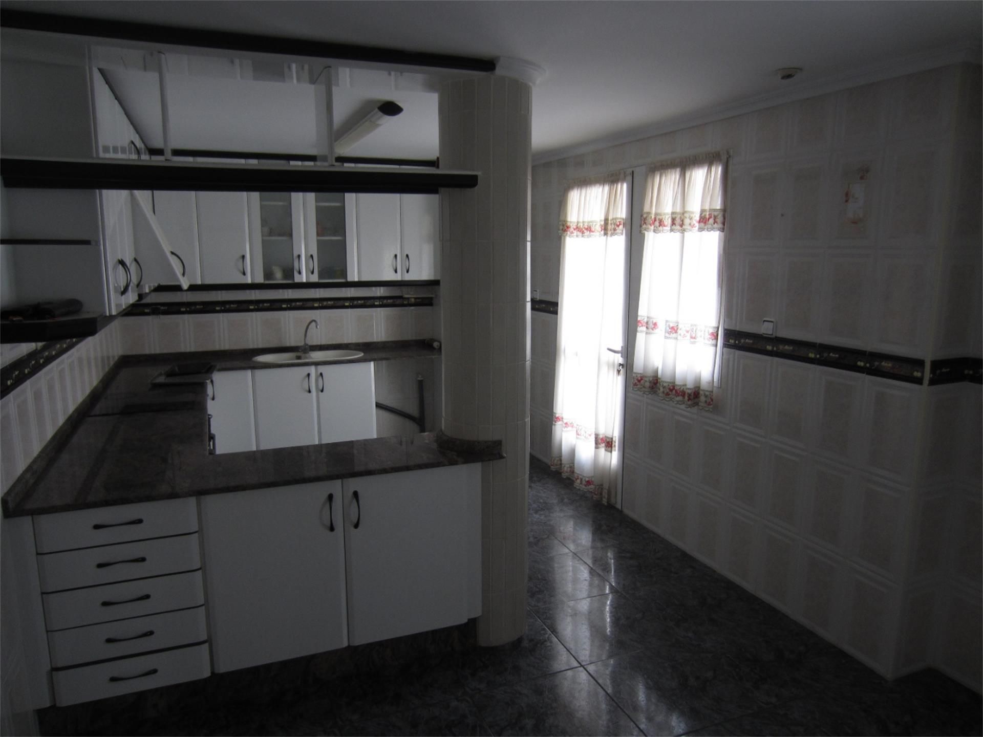 Kitchen of Duplex for sale in Almansa  with Air Conditioner and Terrace
