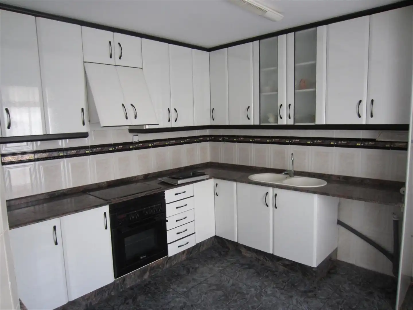 Dúplex en venta en Calle San Juan de Dios, 14, Almansa Cocina de Dúplex en venta en Almansa con Aire acondicionado y Terraza