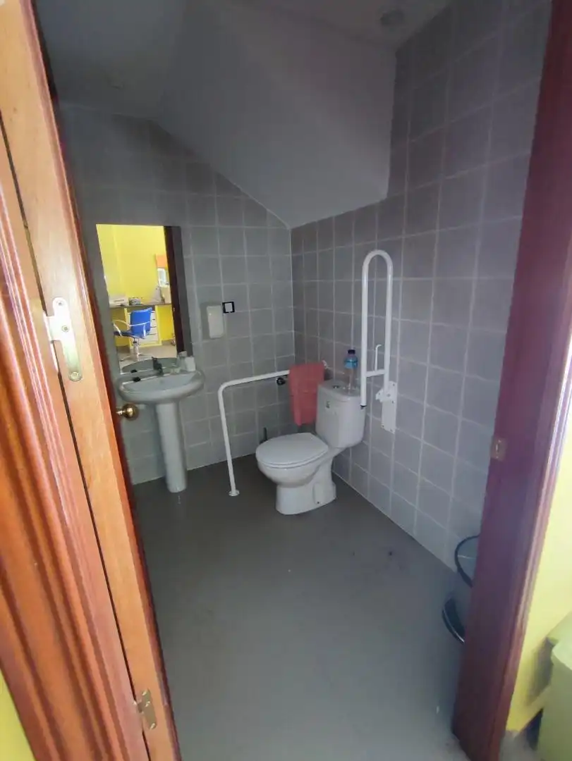 Local de alquiler en Avenida Carlos III, 74, La Carlota Baño de Local de alquiler en La Carlota