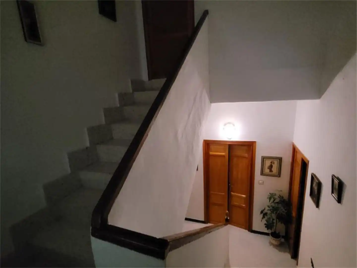 Casa adosada en venta en Calle Huertas, Cabra del Santo Cristo Casa adosada en venta en Cabra del Santo Cristo con Jardín privado