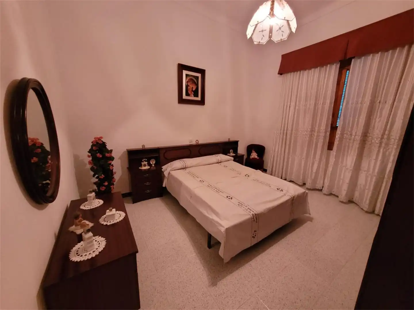 Casa adosada en venta en Calle Huertas, Cabra del Santo Cristo Habitación de Casa adosada en venta en Cabra del Santo Cristo con Jardín privado