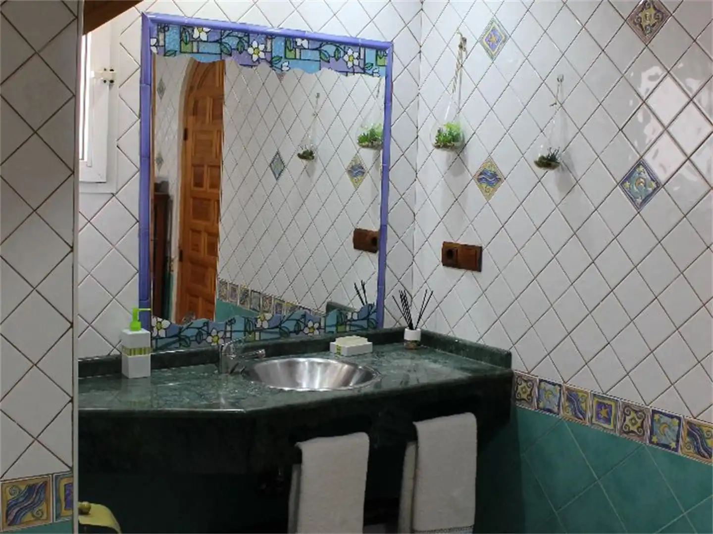 Casa o xalet en venda a Avenida de la Constitución, Hondón de los Frailes Bany de Casa o xalet en venda en Hondón de los Frailes amb Aire condicionat, Calefacció i Jardí privat