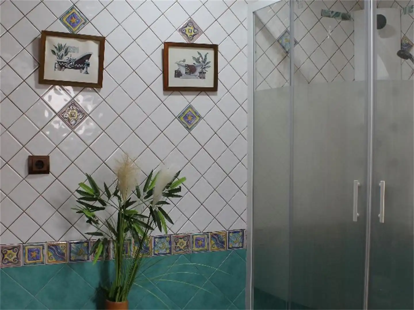 Casa o xalet en venda a Avenida de la Constitución, Hondón de los Frailes Bany de Casa o xalet en venda en Hondón de los Frailes amb Aire condicionat, Calefacció i Jardí privat