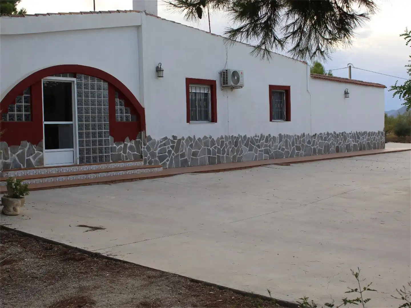 Casa o xalet en venda a Avenida de la Constitución, Hondón de los Frailes Vista exterior de Casa o xalet en venda en Hondón de los Frailes amb Aire condicionat, Calefacció i Jardí privat