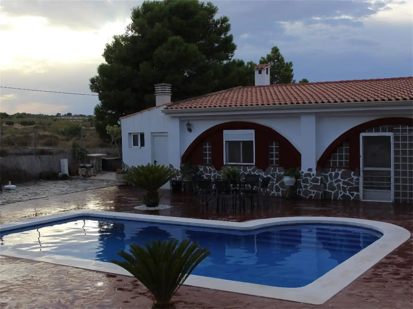 Casa o xalet en venda a Avenida de la Constitución, Hondón de los Frailes Piscina de Casa o xalet en venda en Hondón de los Frailes amb Aire condicionat, Calefacció i Jardí privat