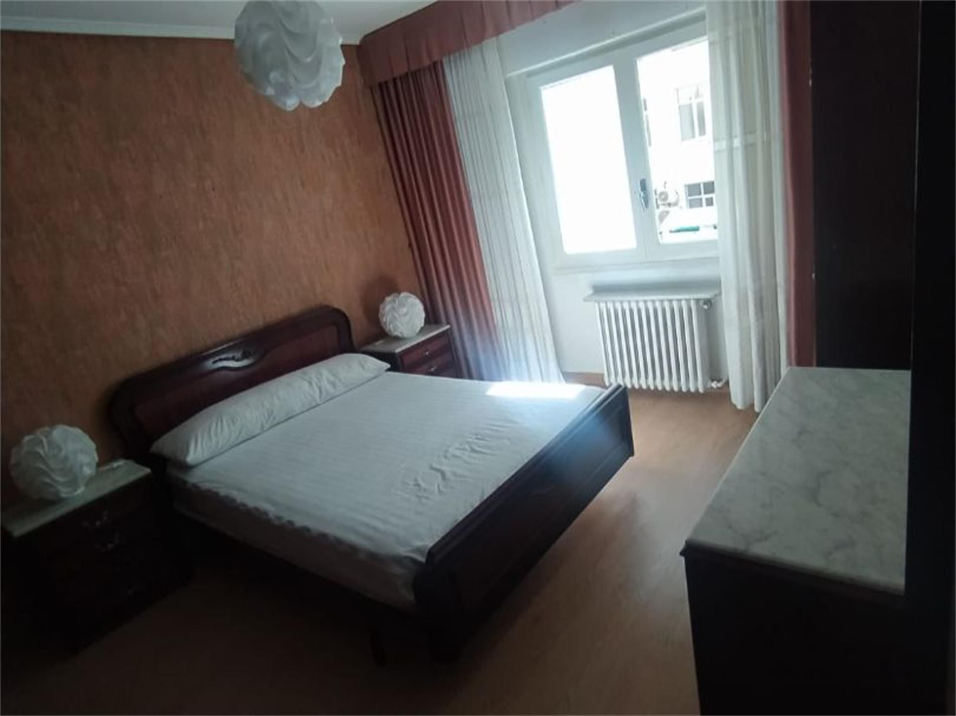 Bedroom of Flat for sale in  Zaragoza Capital  with Air Conditioner and Balcony