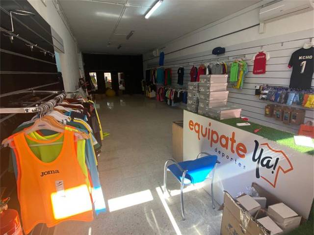 Local comercial en Alquiler en Calle San Juan en Las Cañadas