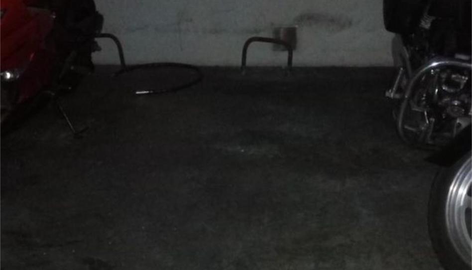 Photo 1 of Garage to rent in Calle de Avelino Fernández de la Poza, Entrevías, Madrid