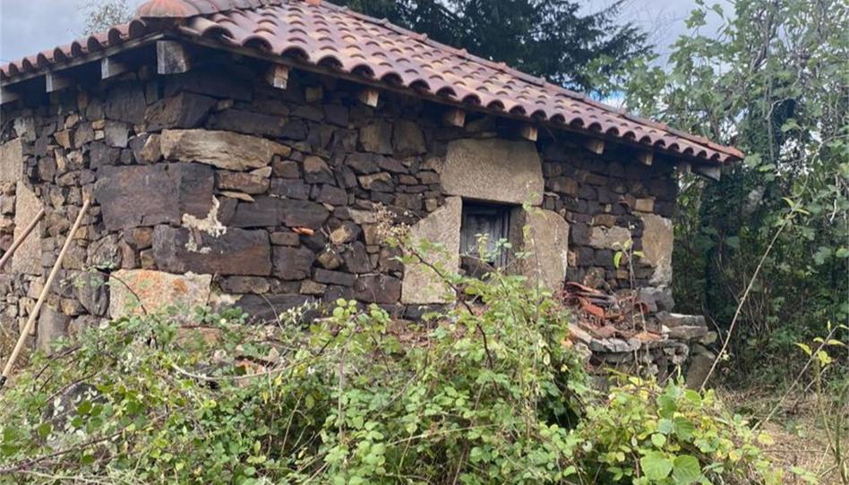 Country house for sale in Castañera, Belmonte de Miranda, Asturias - image 1 Photo 1 of Country house for sale in Castañera, Belmonte de Miranda, Asturias