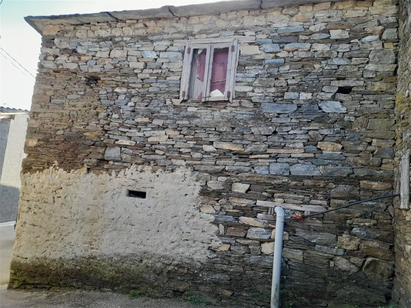 Exterior view of Flat for sale in O Incio 