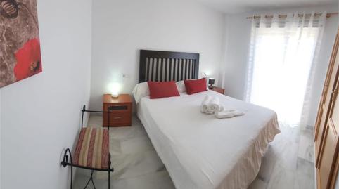 Foto 4 de Casa adosada en venda a Calle Galileo, Avda Pescia - Ctra de Frigiliana, Málaga