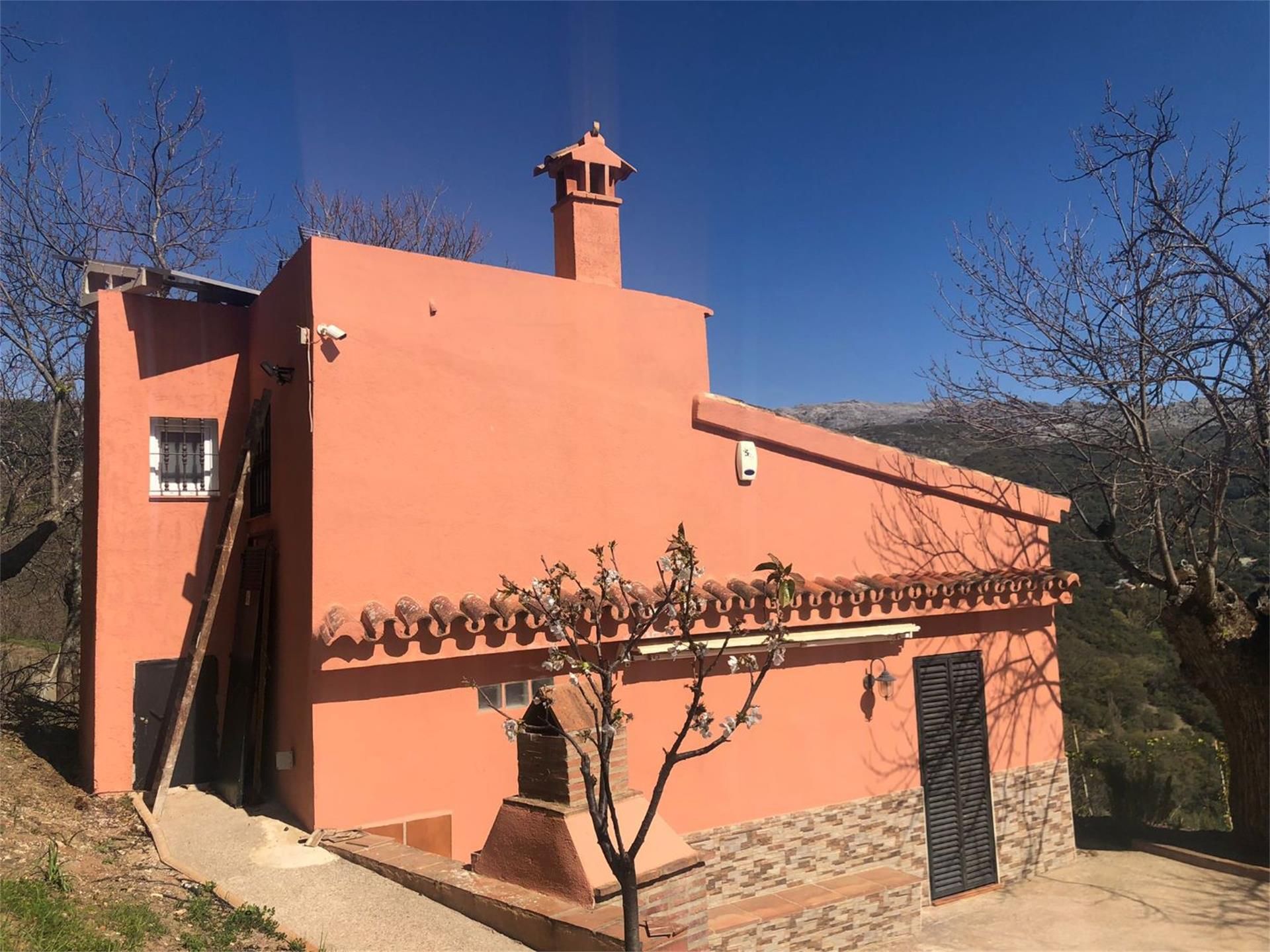 Vista exterior de Finca rústica en venda en Júzcar amb Terrassa