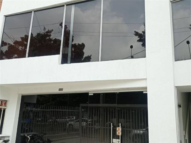 Local comercial en Venta en Calle Colombia en Benisaudet