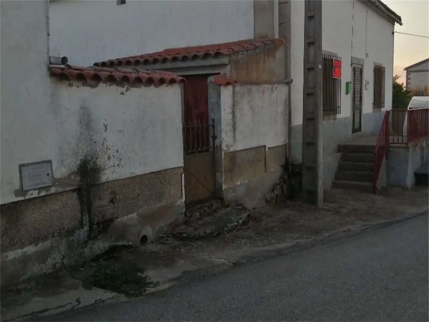 Planta baixa en venda a Calle el Tejar, Villar de la Yegua Vista exterior de Planta baixa en venda en Villar de la Yegua amb Calefacció i Moblat