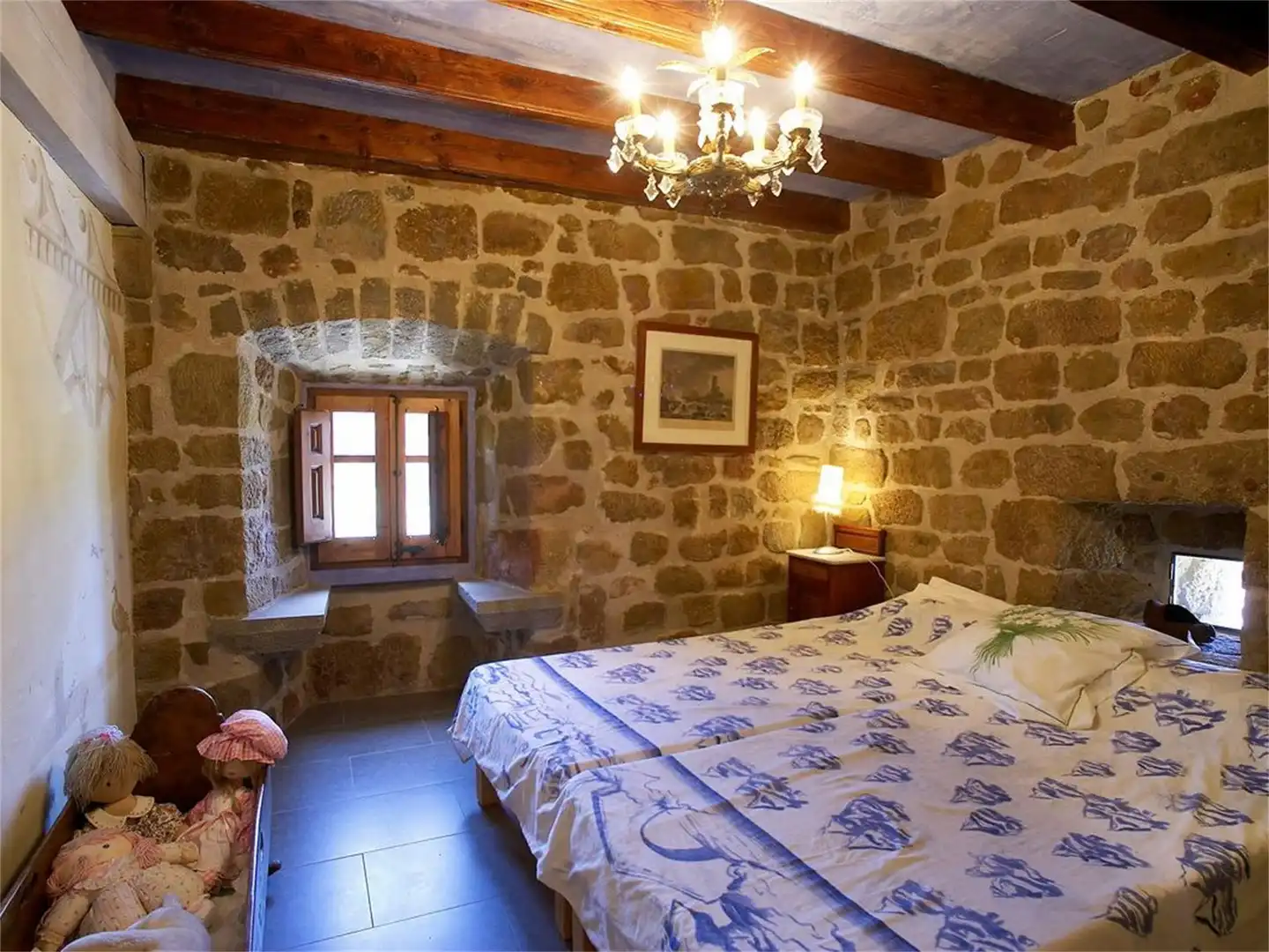 Casa o xalet en venda a Carrer del Raiador, Bassella Dormitori de Casa o xalet en venda en Bassella amb Calefacció, Parquet i Terrassa