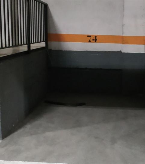 Photo 2 of Garage for rent in Calle Terradas, El Rosón - Kelvinator, Getafe