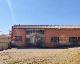 Exterior view of Garage for sale in Villamayor de los Montes