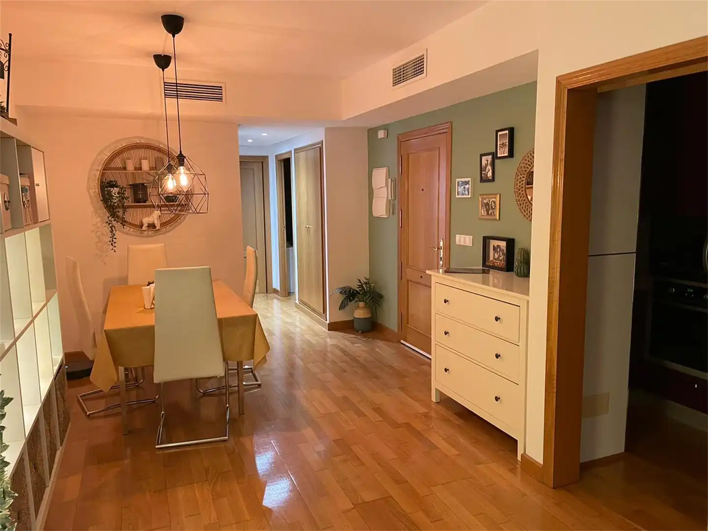 Dining room of Flat for sale in Murcia  with Air Conditioner, Heating and Parquet flooring