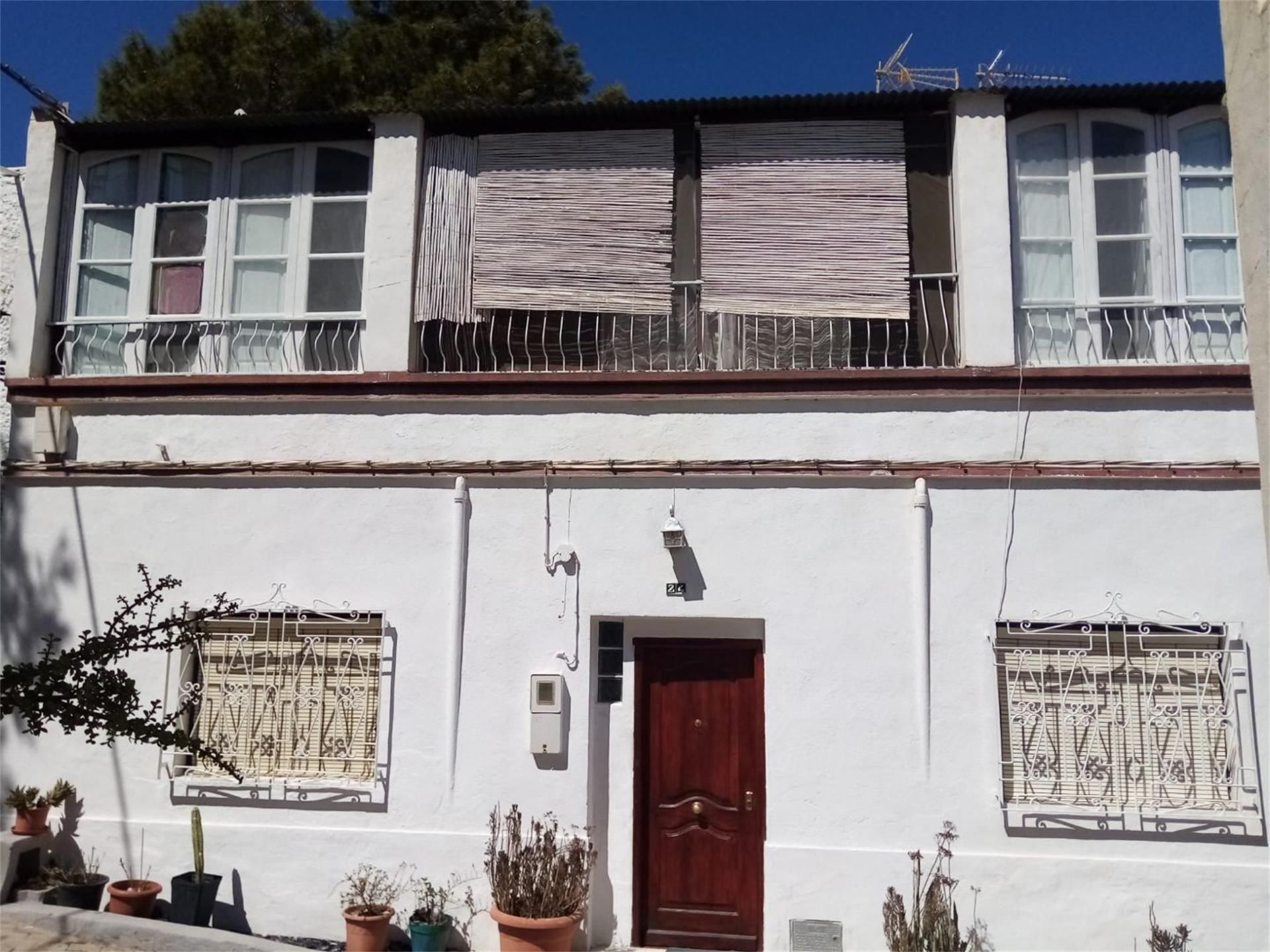 Vista exterior de Finca rústica en venda en Adra amb Terrassa