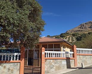 Exterior view of Country house for sale in Villanueva del Trabuco  with Terrace
