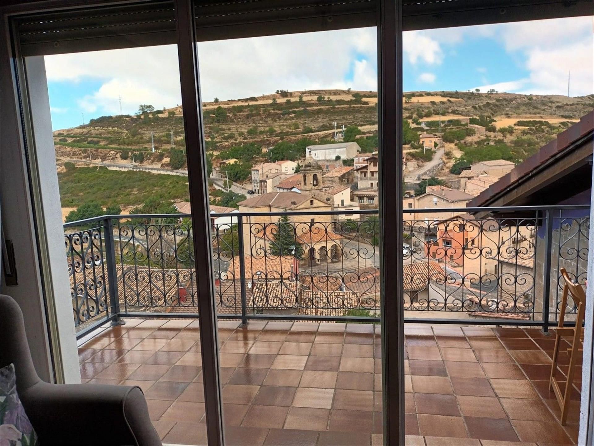 Exterior view of Flat for sale in Oyón-Oion  with Terrace, Storage room and Furnished
