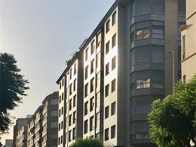 Piso en Venta en Avenida Hermanos Bou en Zona Avenida del Mar