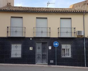 Vista exterior de Casa o xalet en venda en Jódar amb Aire condicionat i Balcó