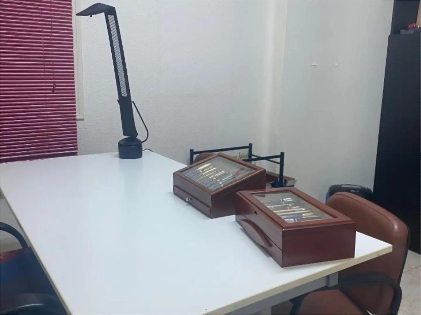 Büro zur Miete in Avenida La Cruz del Campo, Barrio del Nervión