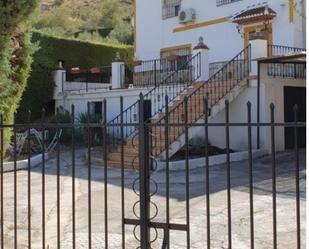 Exterior view of House or chalet for sale in  Jaén Capital  with Terrace and Swimming Pool