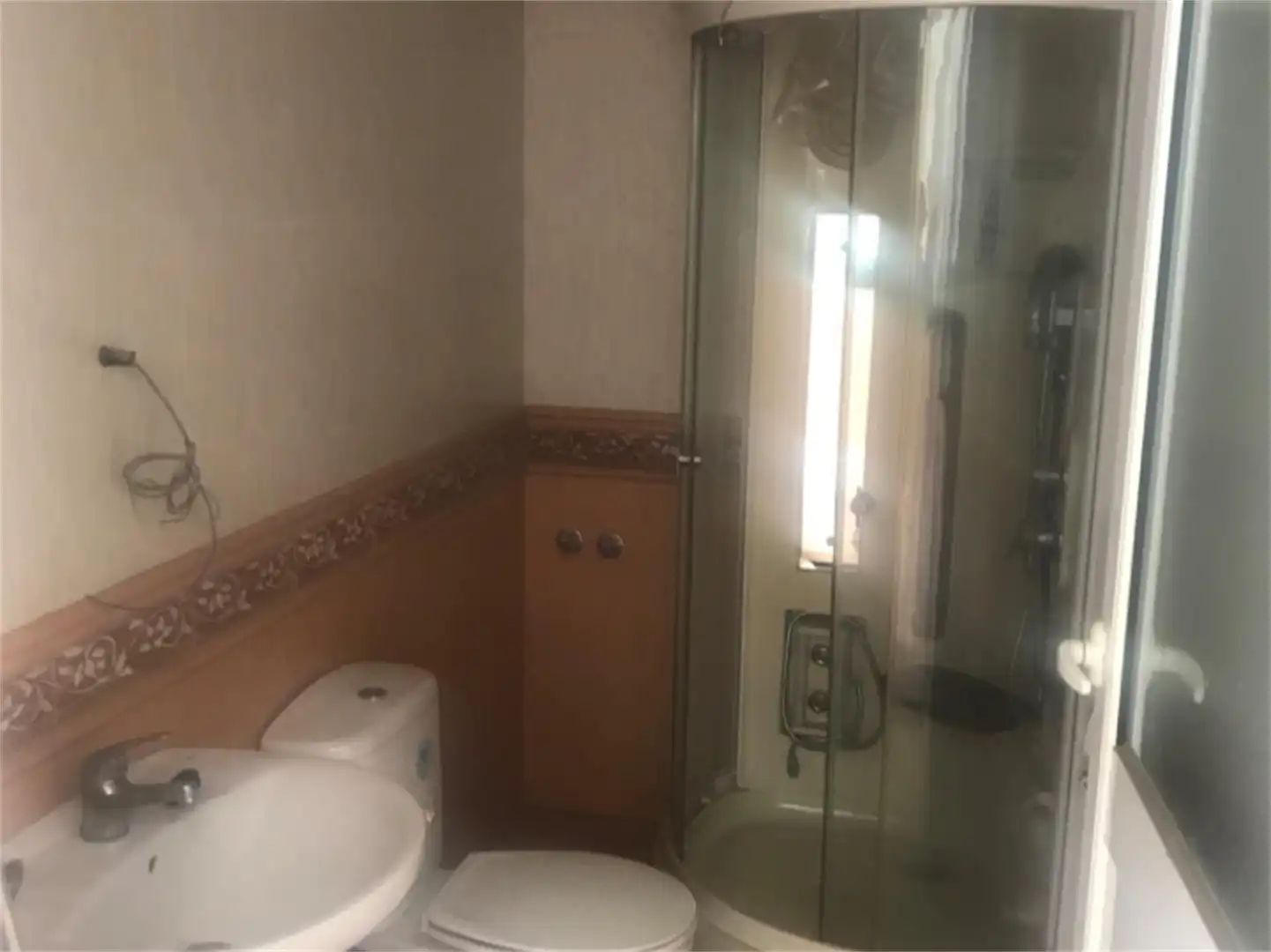 Planta baja en venta en Calle Olivos, Monterrubio de la Serena Baño de Planta baja en venta en Monterrubio de la Serena con Terraza y Trastero