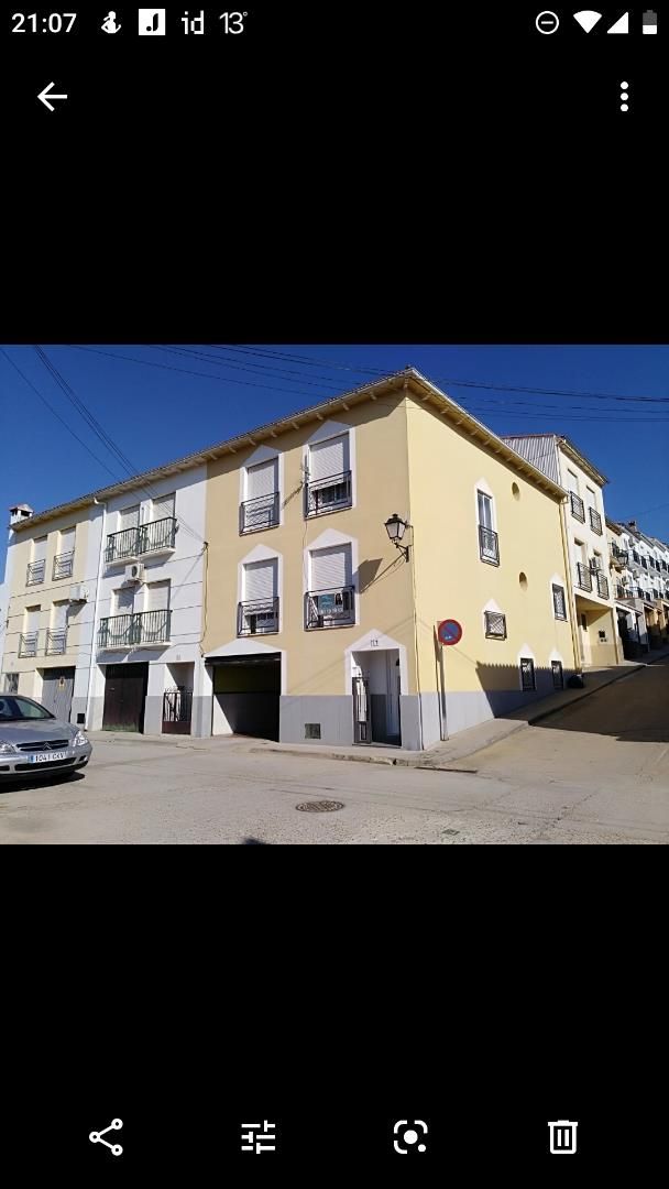 Vista exterior de Casa adosada en venda en Malpartida de Plasencia