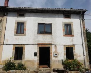 Vista exterior de Casa adosada en venda en Valle de Valdebezana