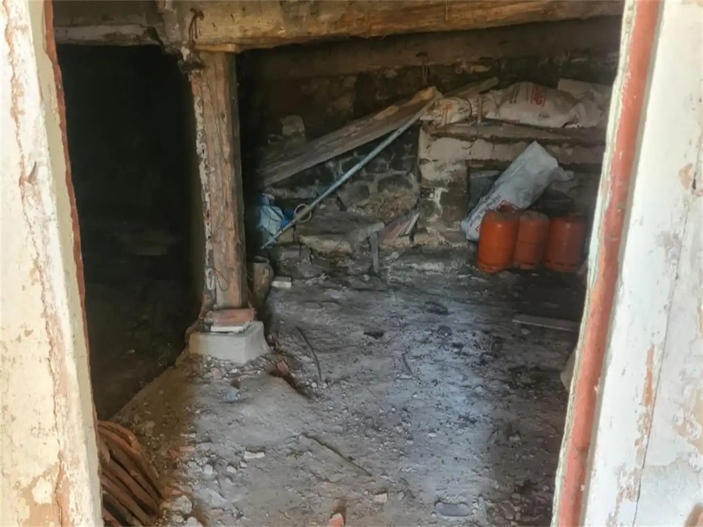 Casa adosada en venta en Calle Real, Huélamo Casa adosada en venta en Huélamo
