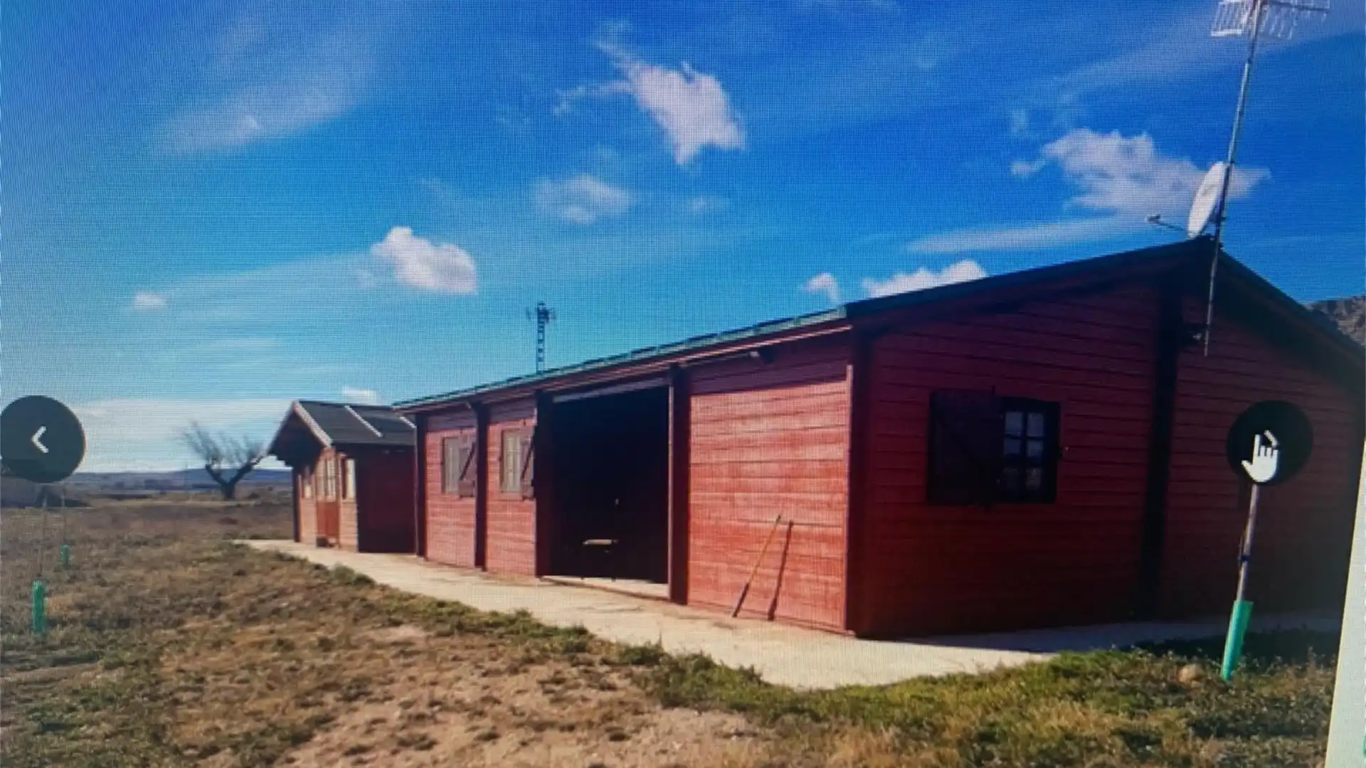 Vista exterior de Finca rústica en venta en Ayora con Terraza, Piscina y Amueblado