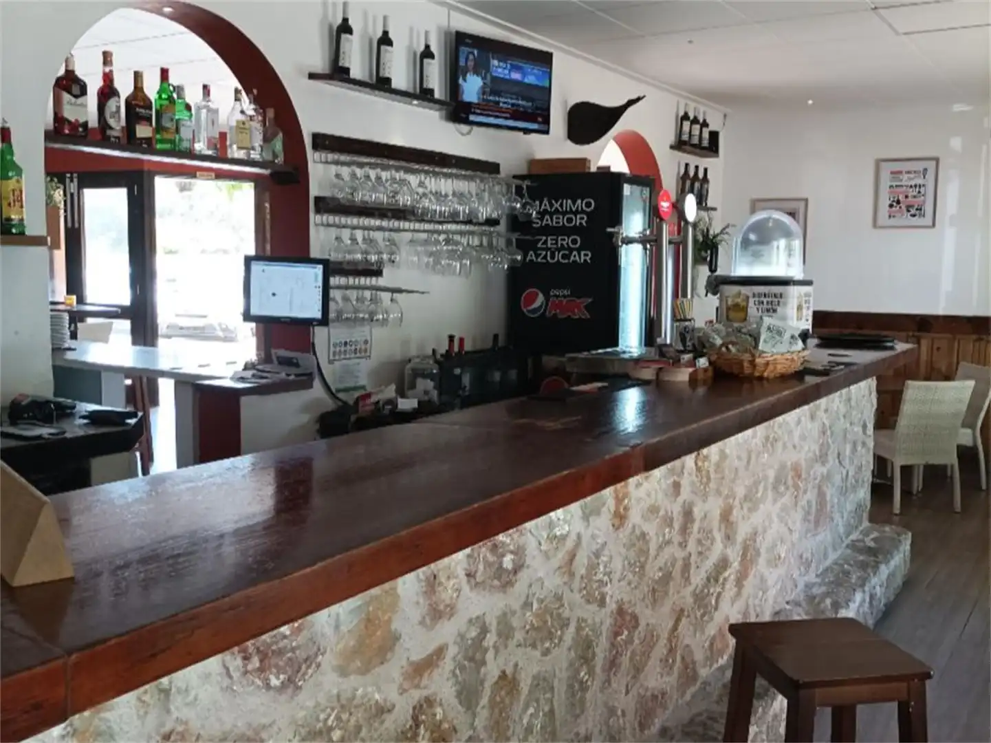 Local en venta en Avinguda de l'Argentina, Pollença Poble Local en venta en Pollença con Aire acondicionado, Parquet y Amueblado