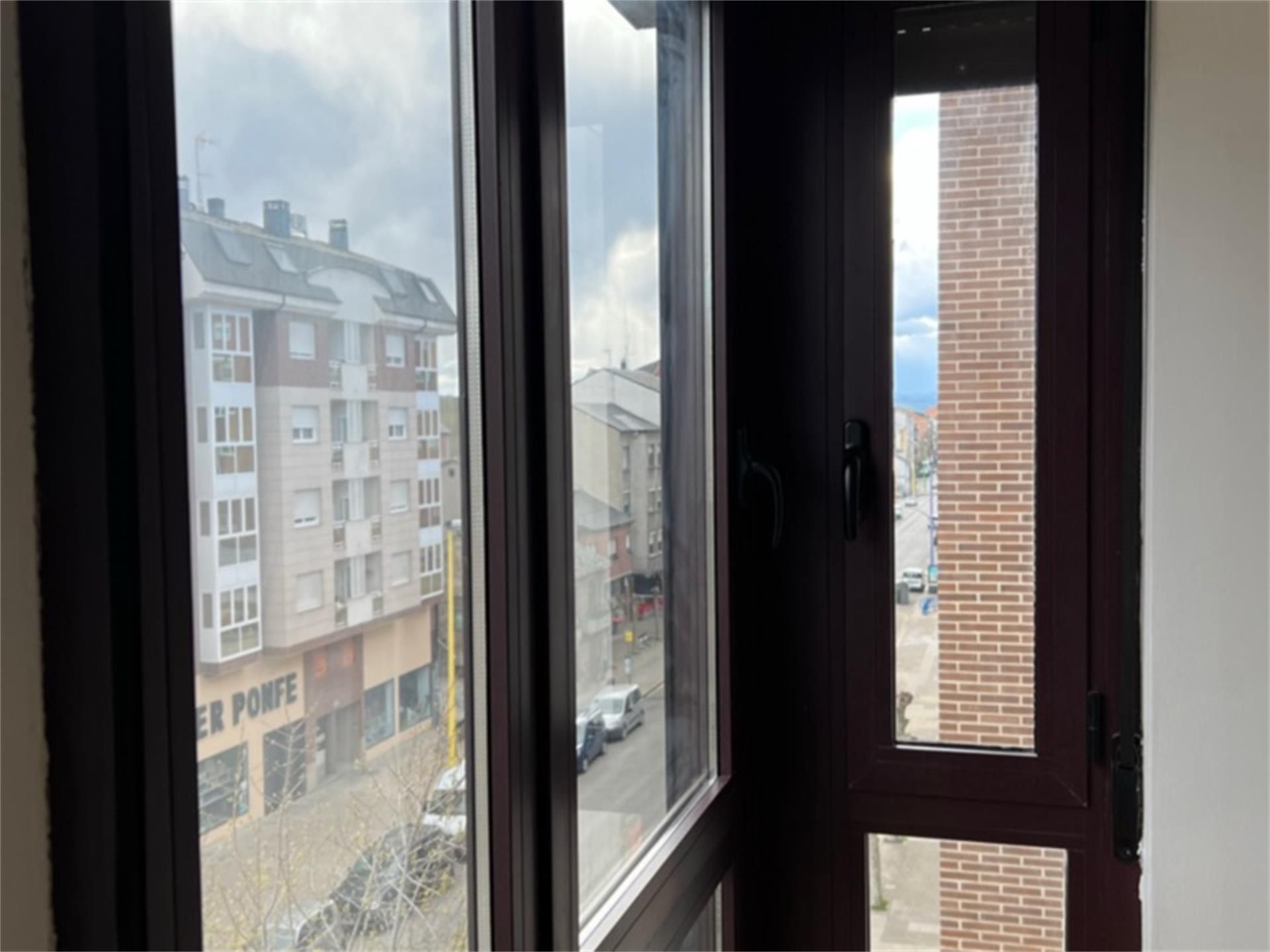 Flat for sale in Avenida de Portugal, Flores de Sil - La Placa