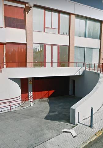 Garaje en Alquiler en Calle Tiguantepe en Ciudad Aljarafe