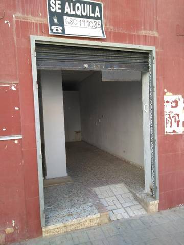 Local comercial en Alquiler en Calle José Tallavi, 8 en Barrio de Ciudad Jardín