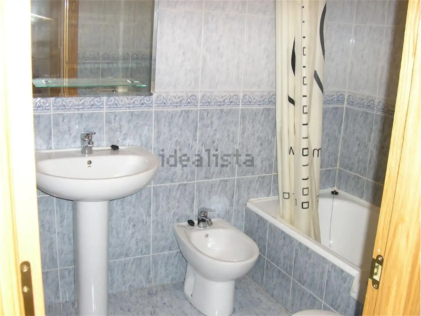Piso en venta en Calle Rebollo, Vinuesa Baño de Piso en venta en Vinuesa con Calefacción, Terraza y Amueblado