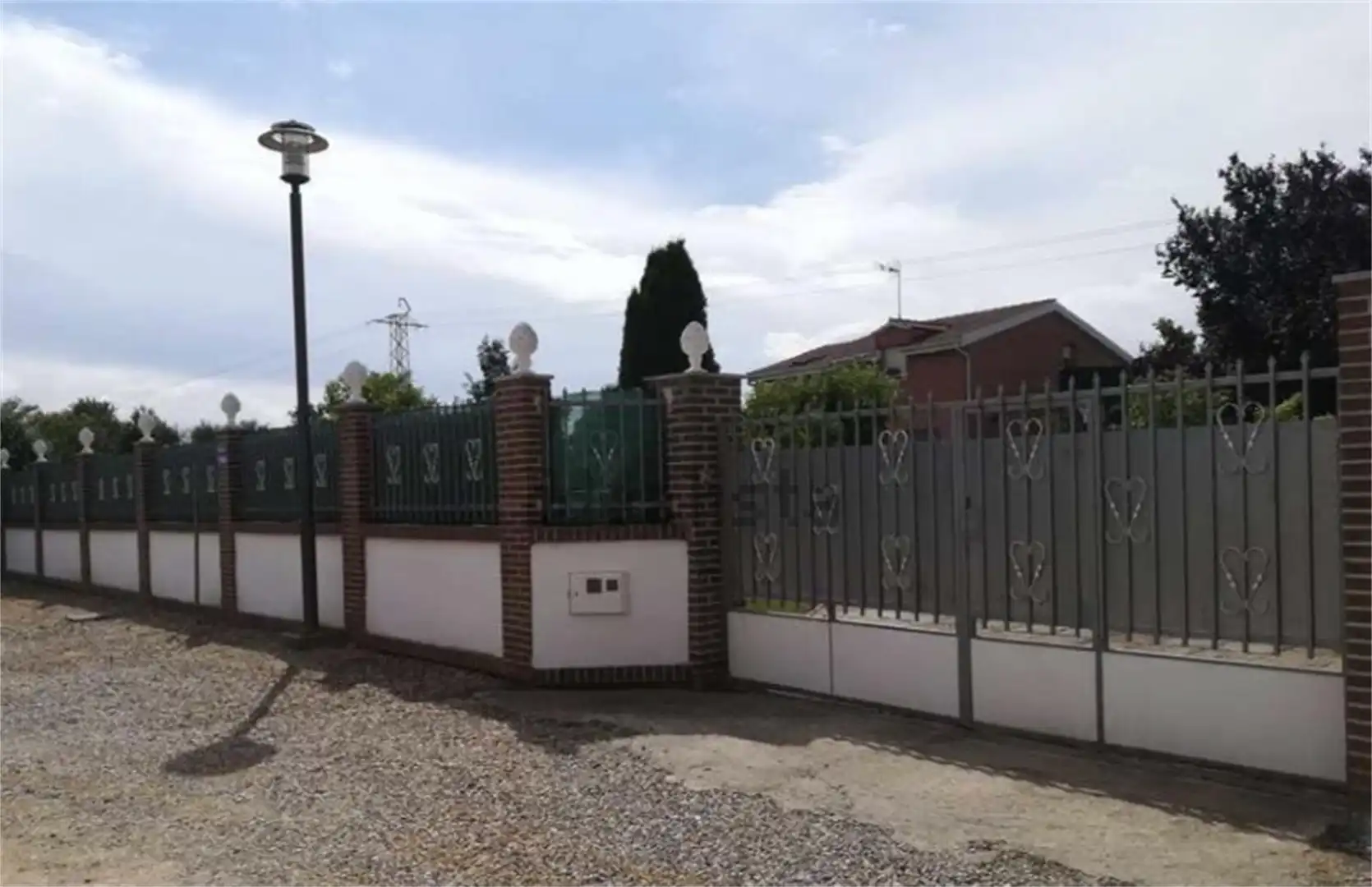 Flat for sale in Calle San Salvador, 8, Cubillas de Santa Marta Exterior view of Flat for sale in Cubillas de Santa Marta with Private garden, Terrace and Storage room